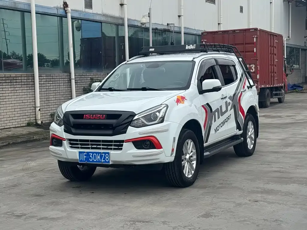 Isuzu MU-X 2022 из CN, фото 1