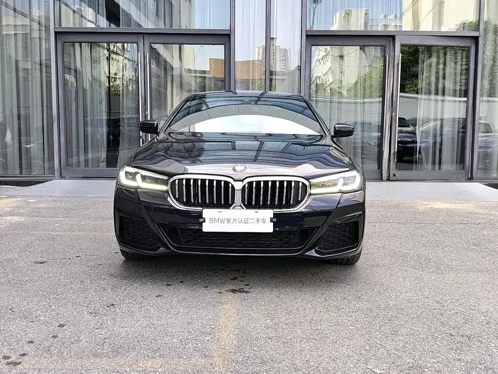BMW 5 Series — фото 2