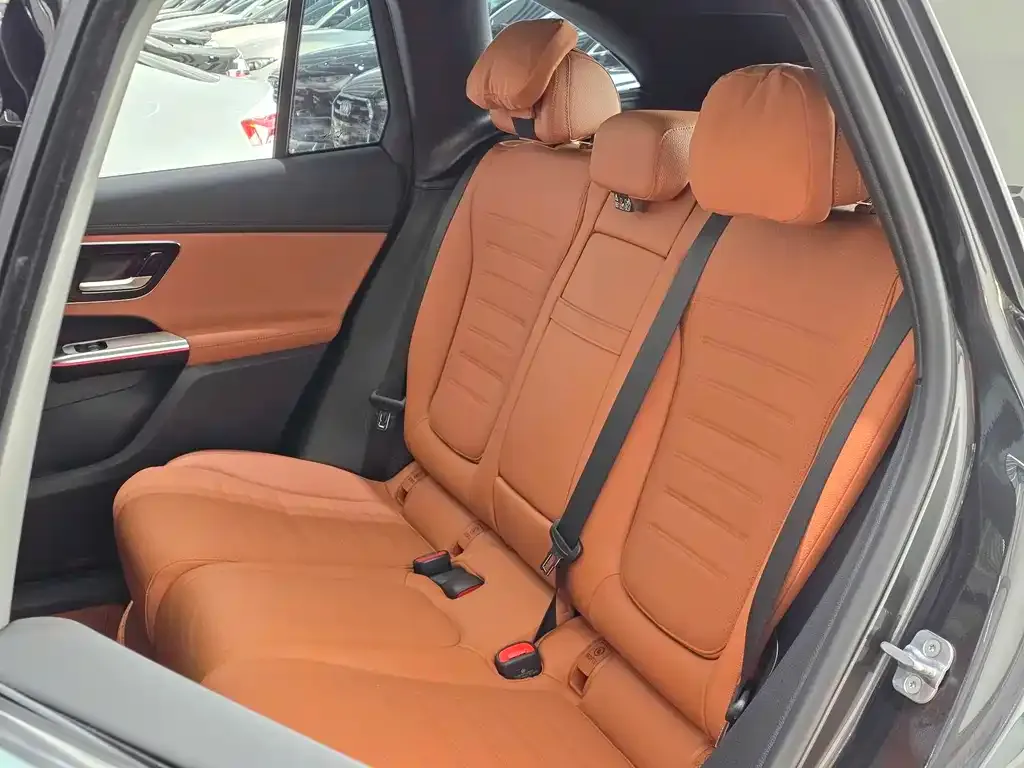 Mercedes-Benz GLC 2024 из CN, фото 9