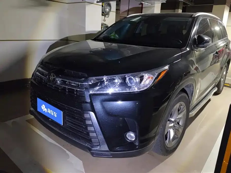 Toyota Highlander 2022 из CN, фото 1