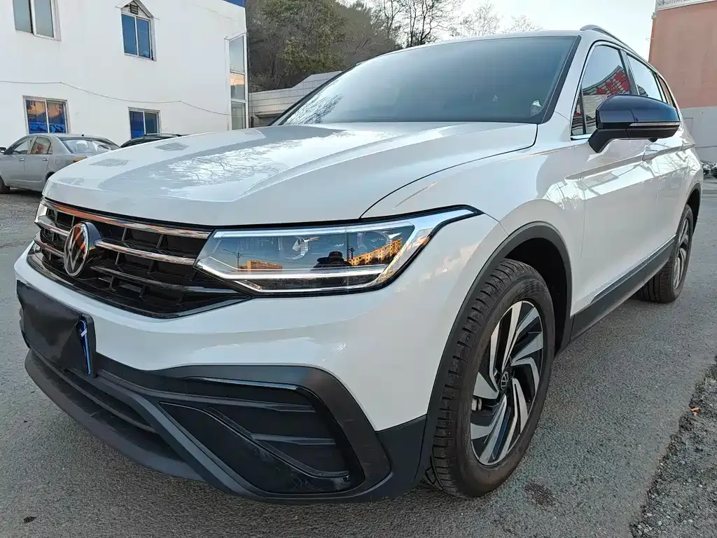 Volkswagen Tiguan L 2025 из CN, фото 1