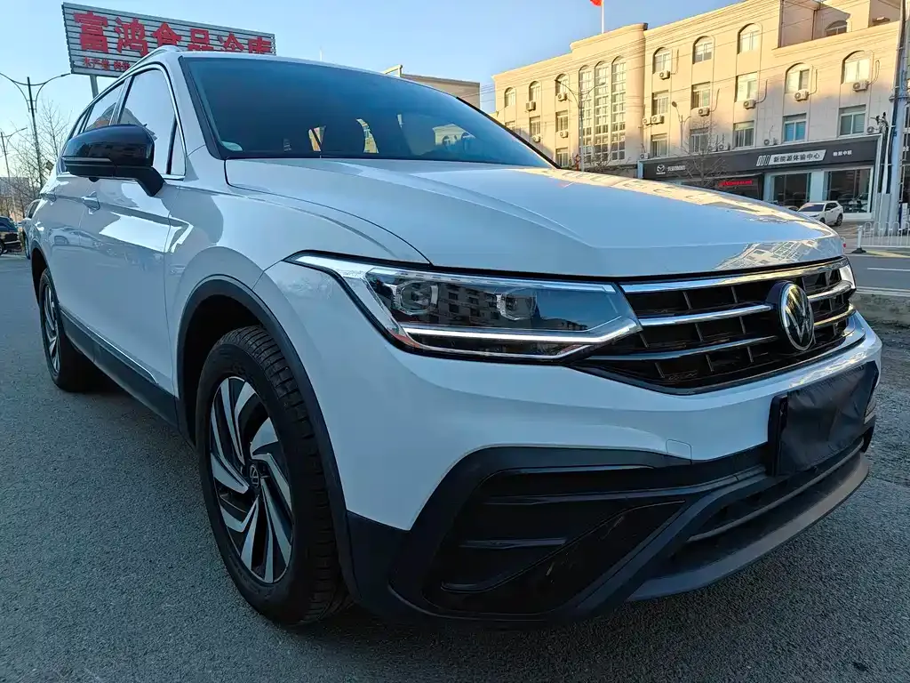 Volkswagen Tiguan L 2025 из CN, фото 3