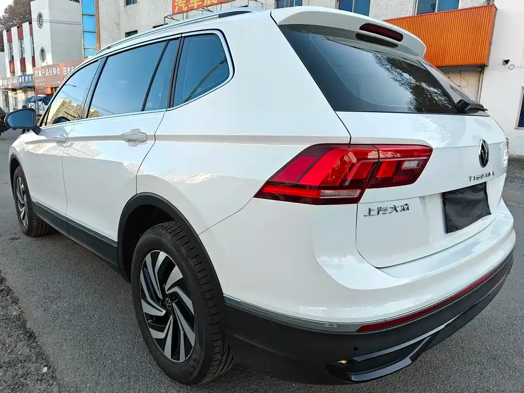 Volkswagen Tiguan L 2025 из CN, фото 9