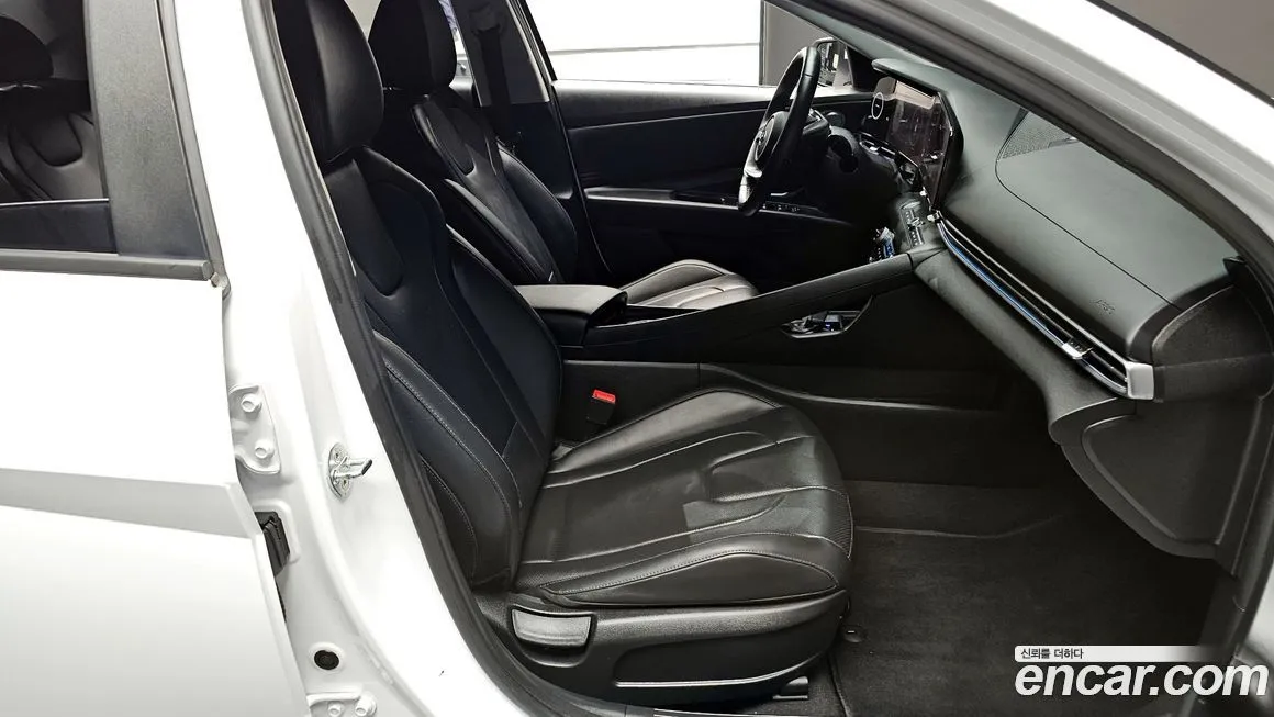 Hyundai AVANTE 2021 из KR, фото 10