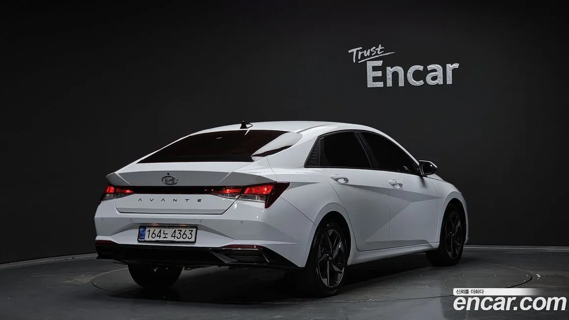 Hyundai AVANTE 2021 из KR, фото 2