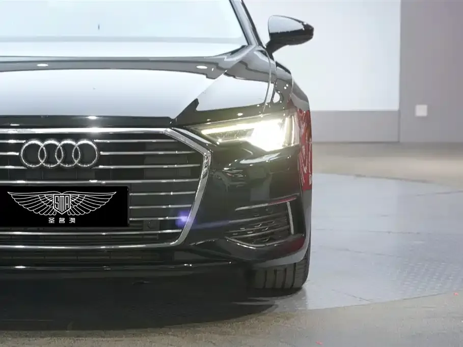 Audi A6L 2021 из CN, фото 4
