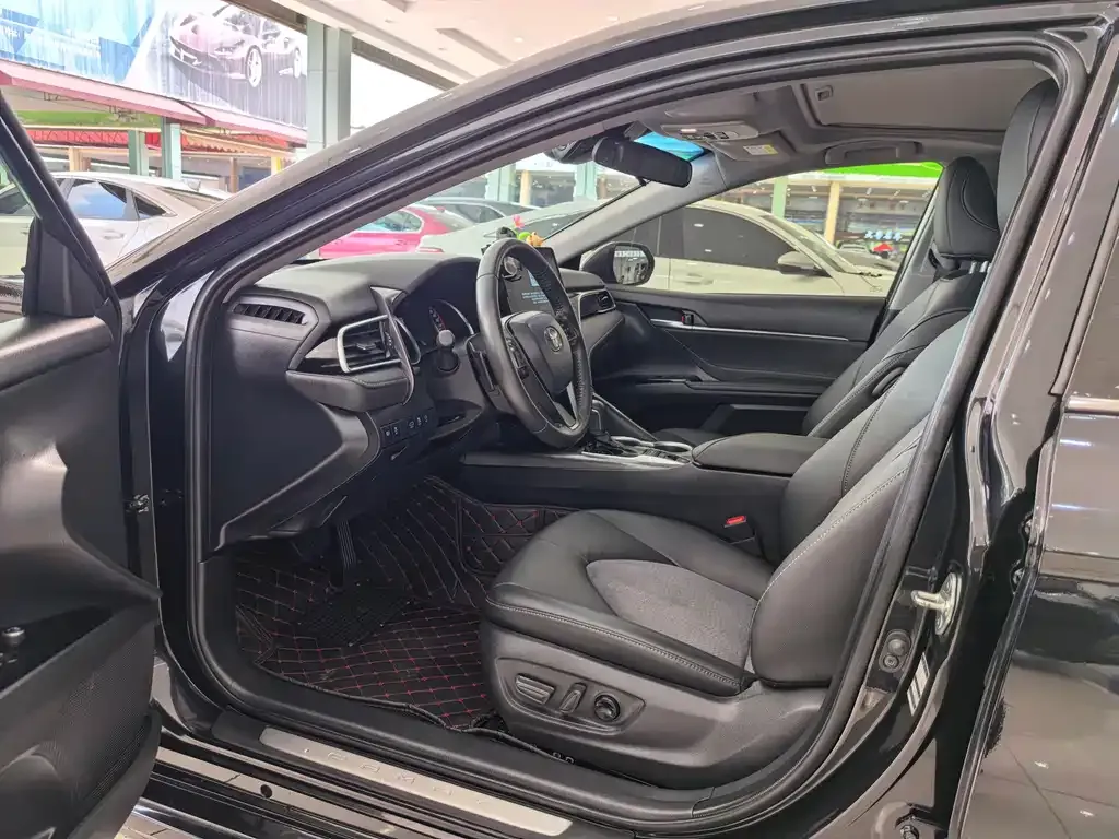 Toyota Camry 2024 из CN, фото 6