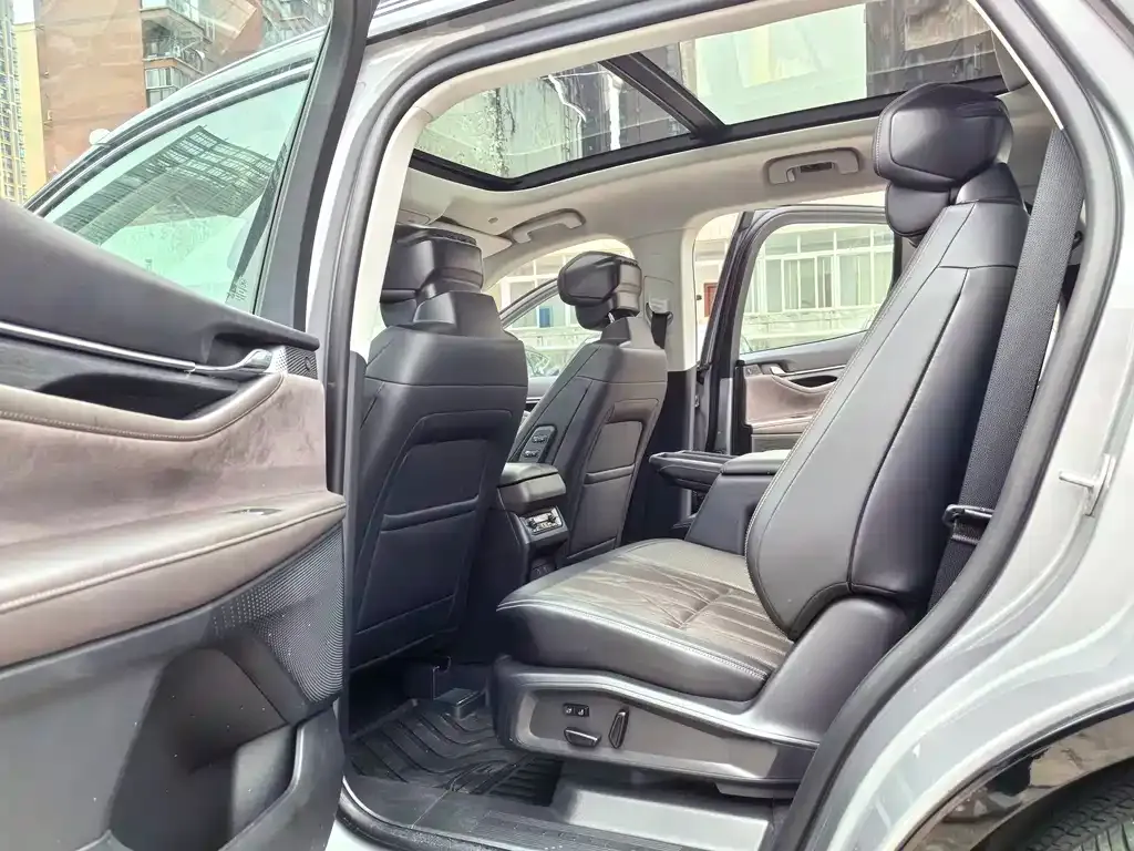 Ford Edge 2025 из CN, фото 8