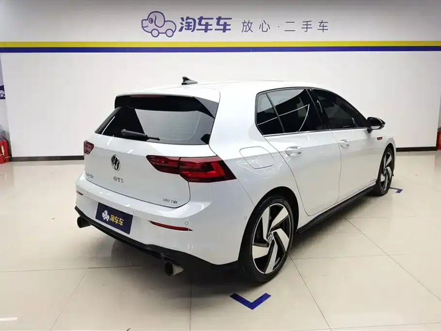 Volkswagen Golf GTI 2024 из CN, фото 3