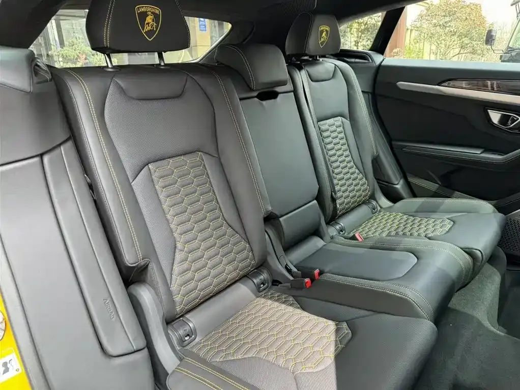 Lamborghini Urus 2024 из CN, фото 7