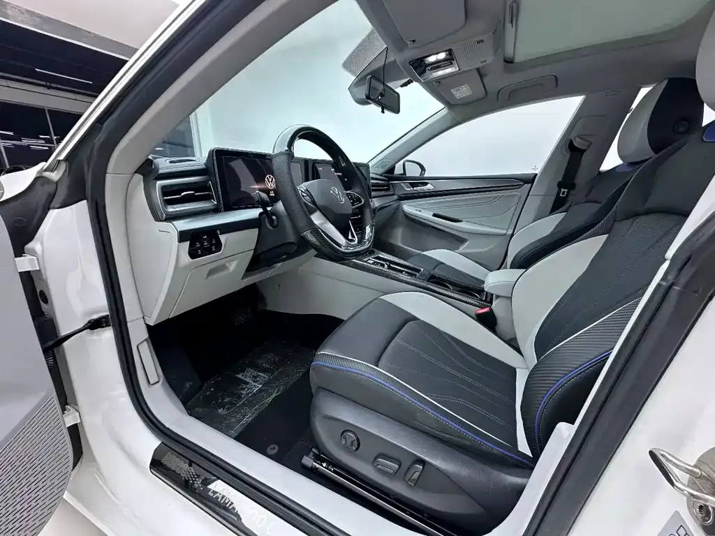 Volkswagen Lamando 2023 из CN, фото 10