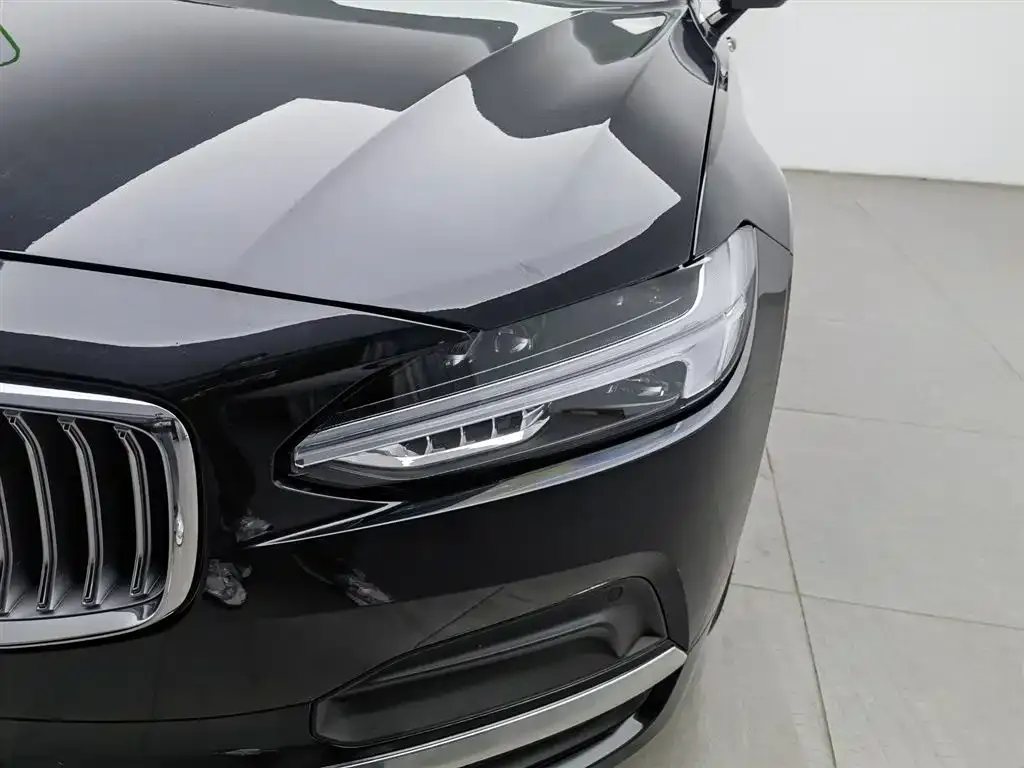 Volvo S90 — фото 7