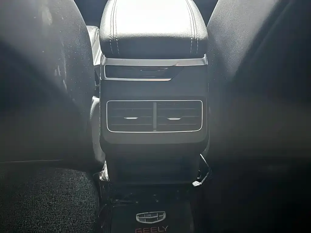 Geely Xingrui 2023 из CN, фото 10