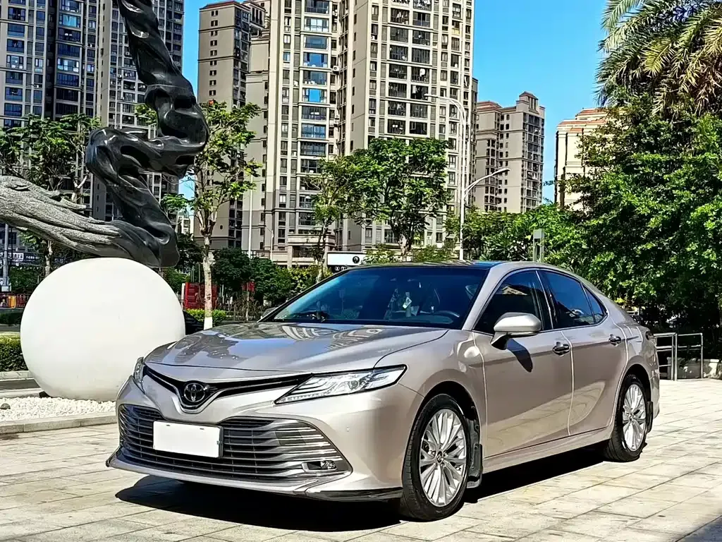 Toyota Camry 2021 из CN, фото 1
