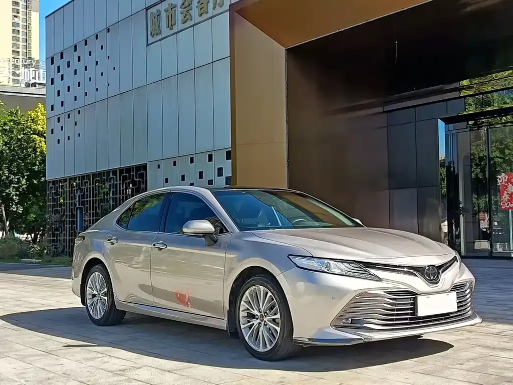Toyota Camry 2021 из CN, фото 3