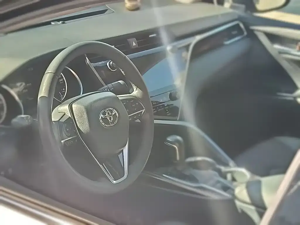 Toyota Camry 2021 из CN, фото 8