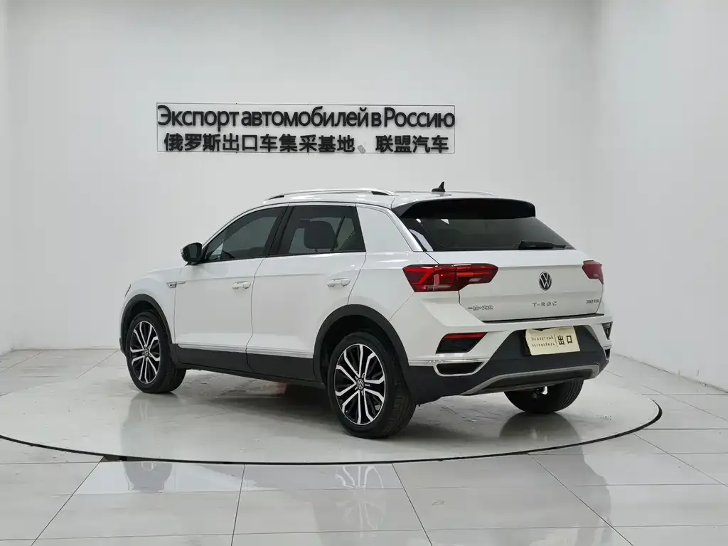 Volkswagen T-Roc — фото 4