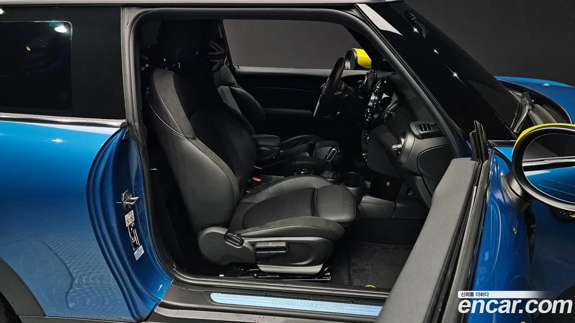 Mini Cooper 2024 из KR, фото 10