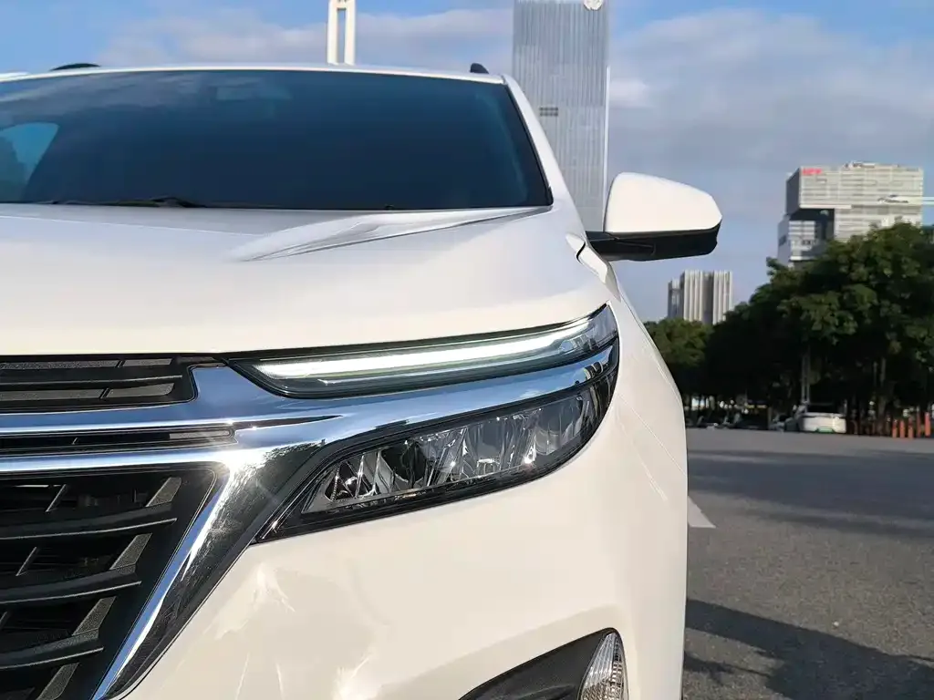 Chevrolet Equinox 2024 из CN, фото 9