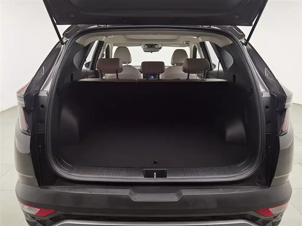 Hyundai Tucson 2021 из CN, фото 10