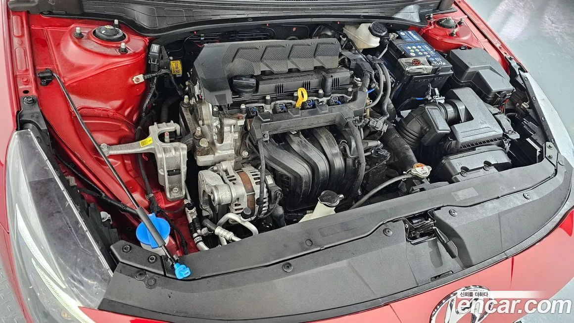 Hyundai AVANTE 2021 из KR, фото 6