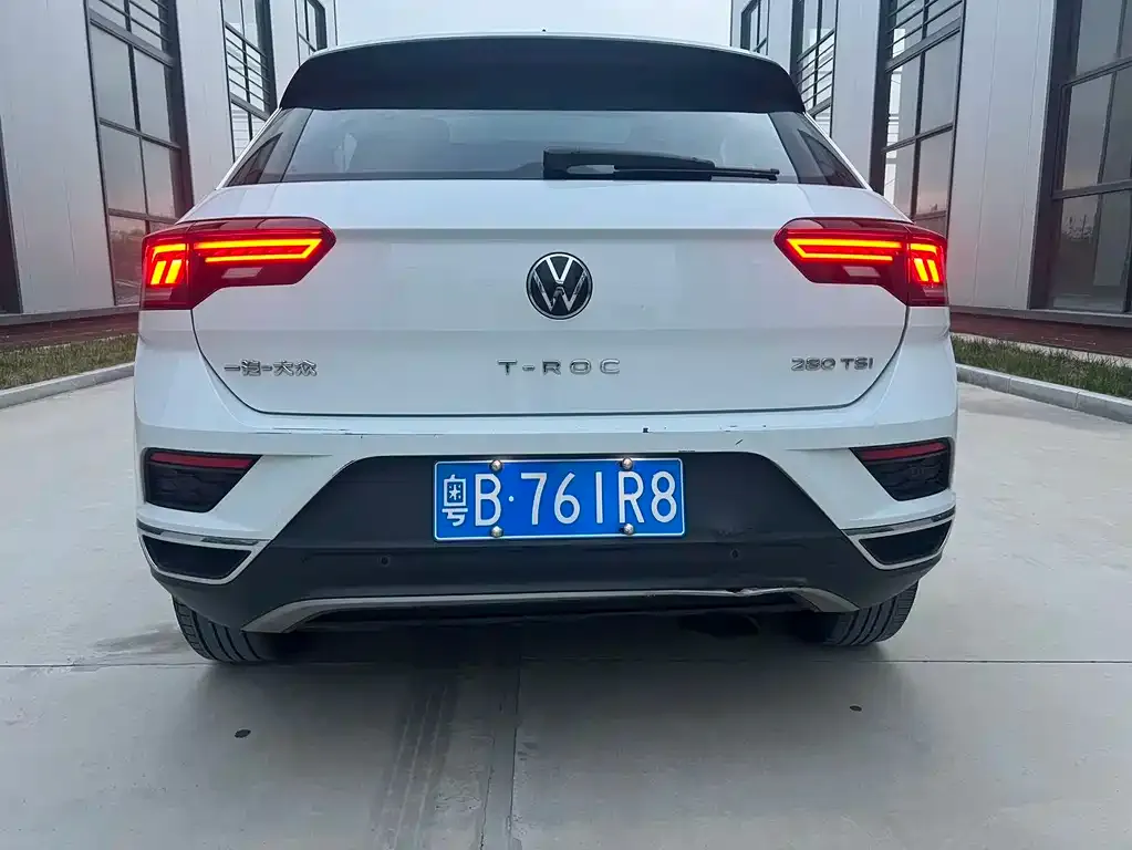 Volkswagen T-Roc 2023 из CN, фото 4