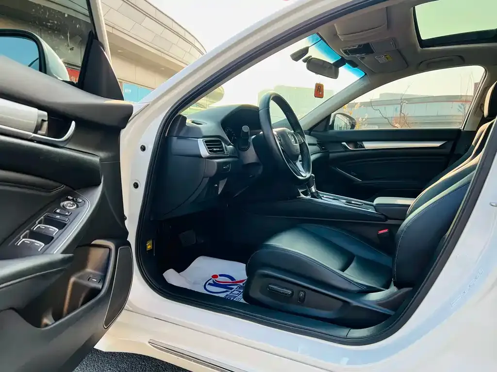 Honda Accord 2022 из CN, фото 7