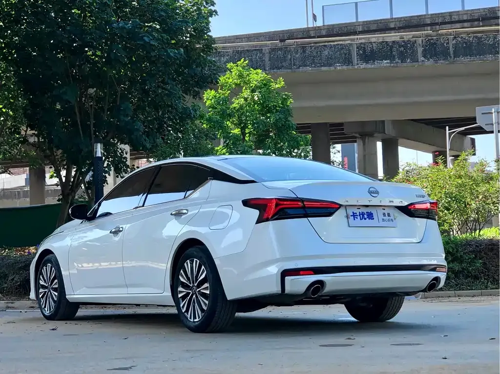 Nissan Teana 2023 из CN, фото 7