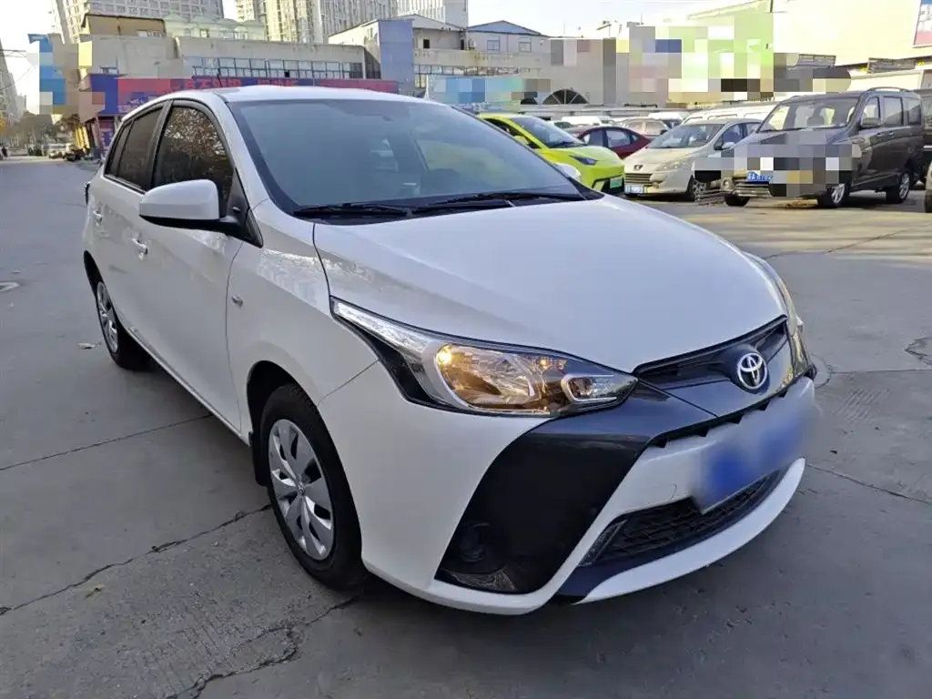 Toyota Yaris L 2023 из CN, фото 4