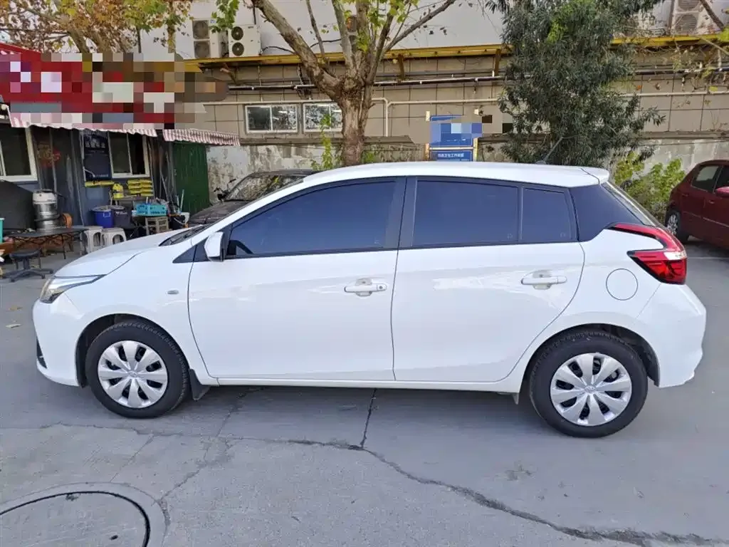 Toyota Yaris L 2023 из CN, фото 5