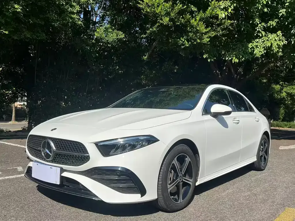 Mercedes-Benz A-Class 2024 из CN, фото 1
