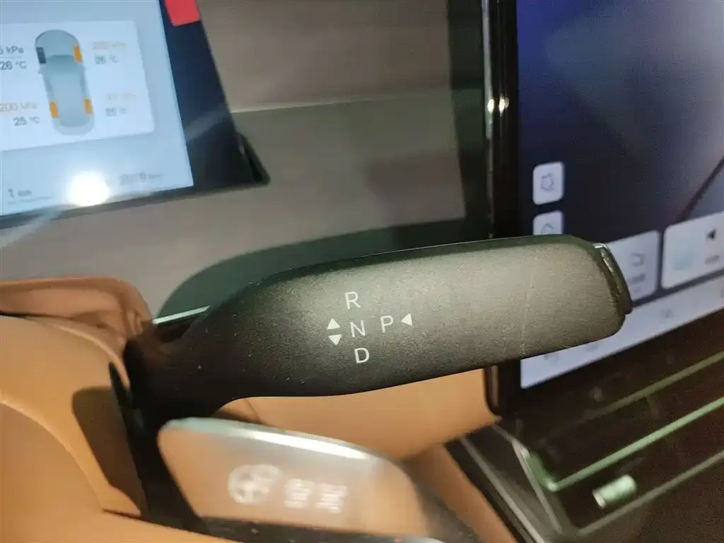 BYD Han L 2025 из CN, фото 6