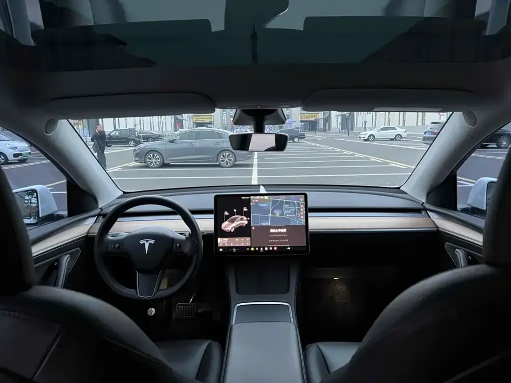 Tesla Model Y 2022 из CN, фото 5