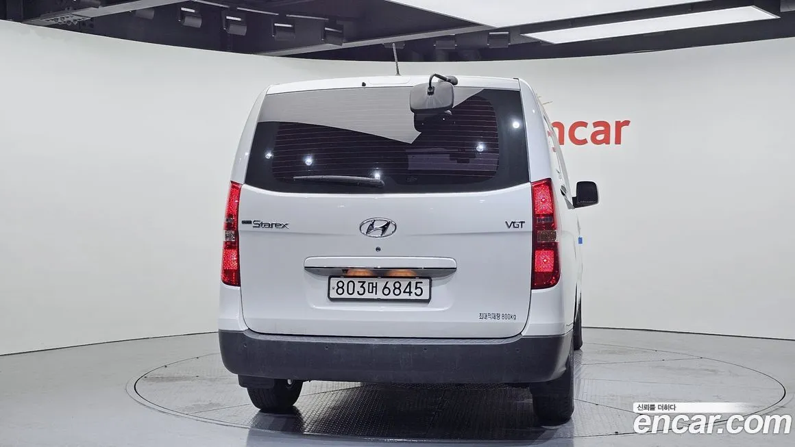 Hyundai Starex — фото 4