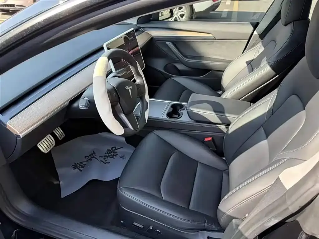 Tesla Model 3 2023 из CN, фото 4
