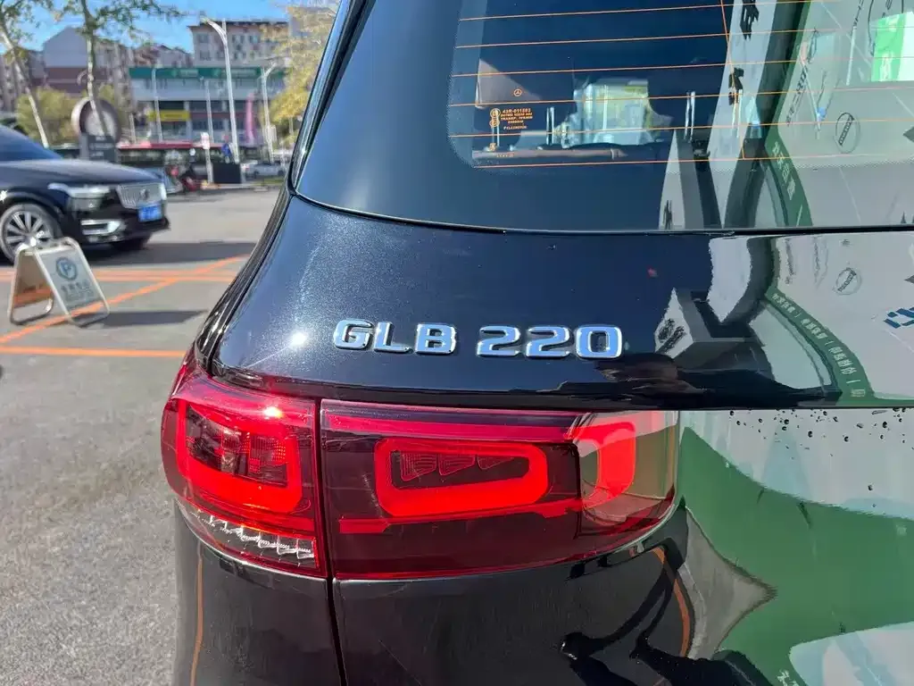 Mercedes-Benz GLB 2023 из CN, фото 5