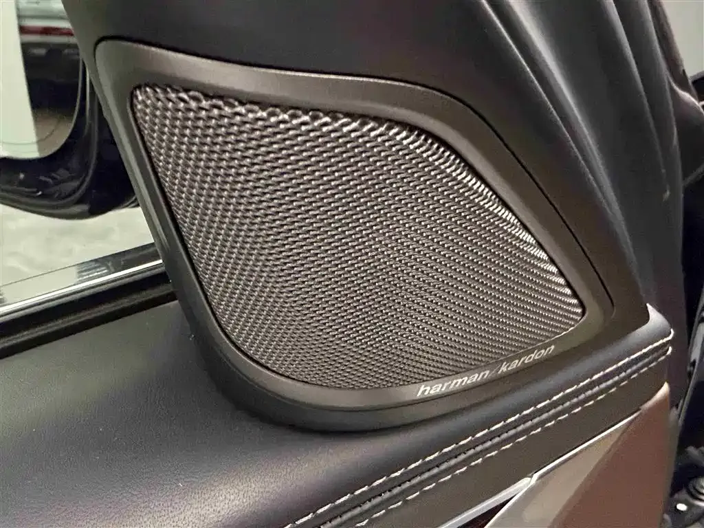 BMW 7 Series 2022 из CN, фото 10