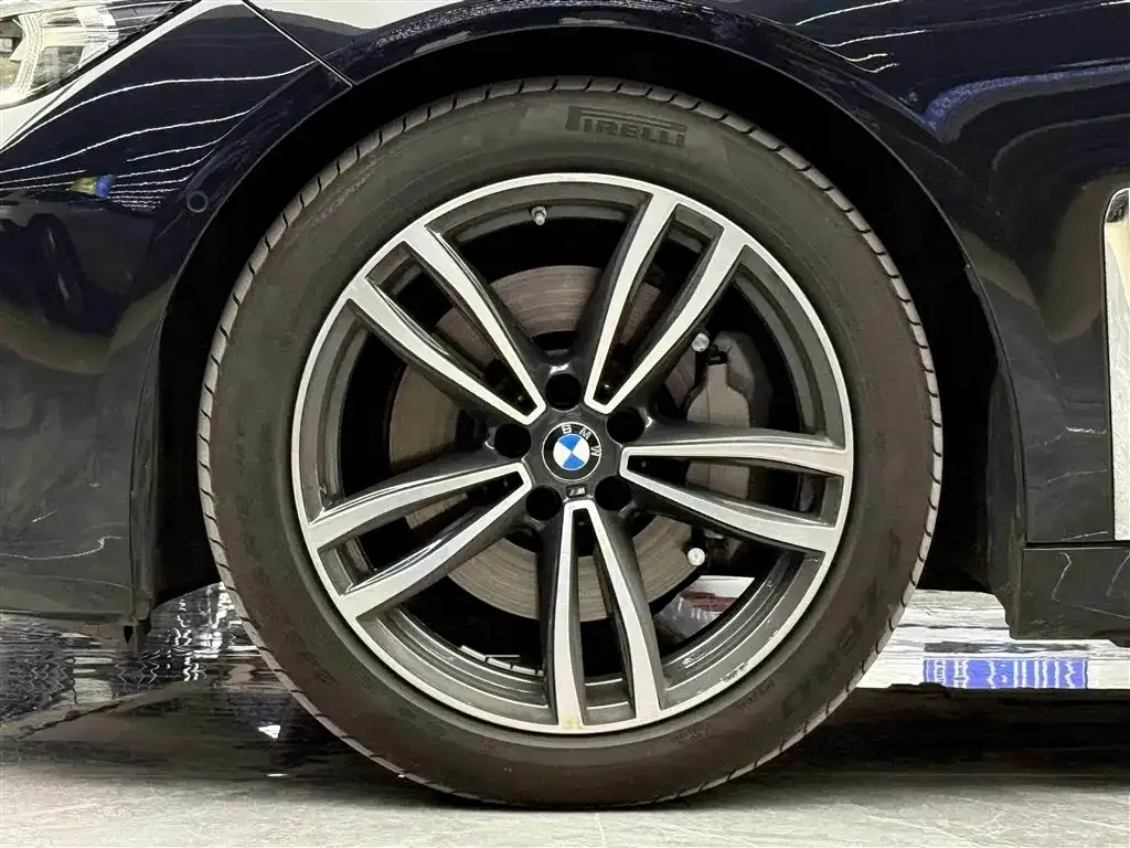 BMW 7 Series 2022 из CN, фото 4