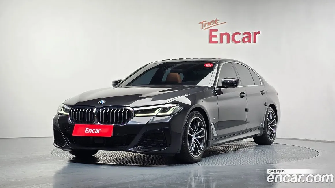 BMW 5-Series 2023 из KR, фото 1
