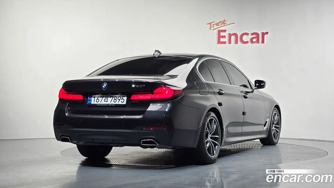 BMW 5-Series 2023 из KR, фото 2