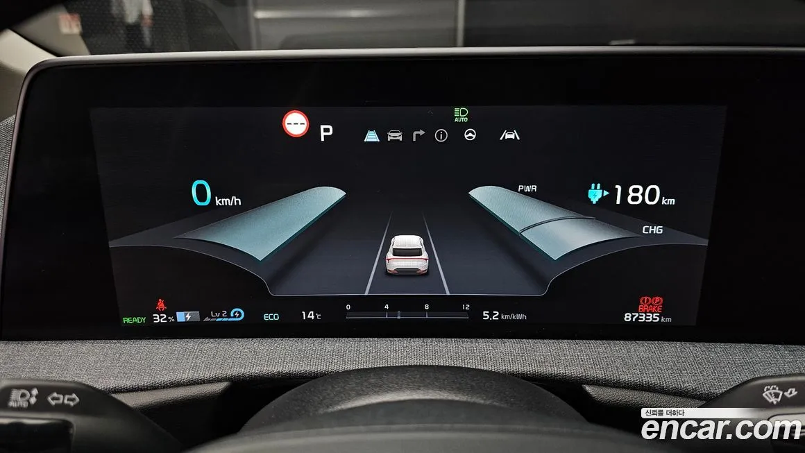 Kia EV6 — фото 8