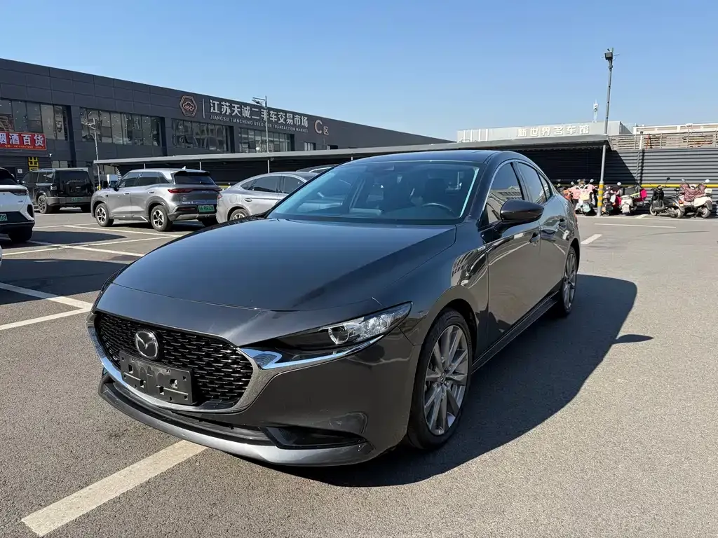 Mazda 3 Axela 2022 из CN, фото 3