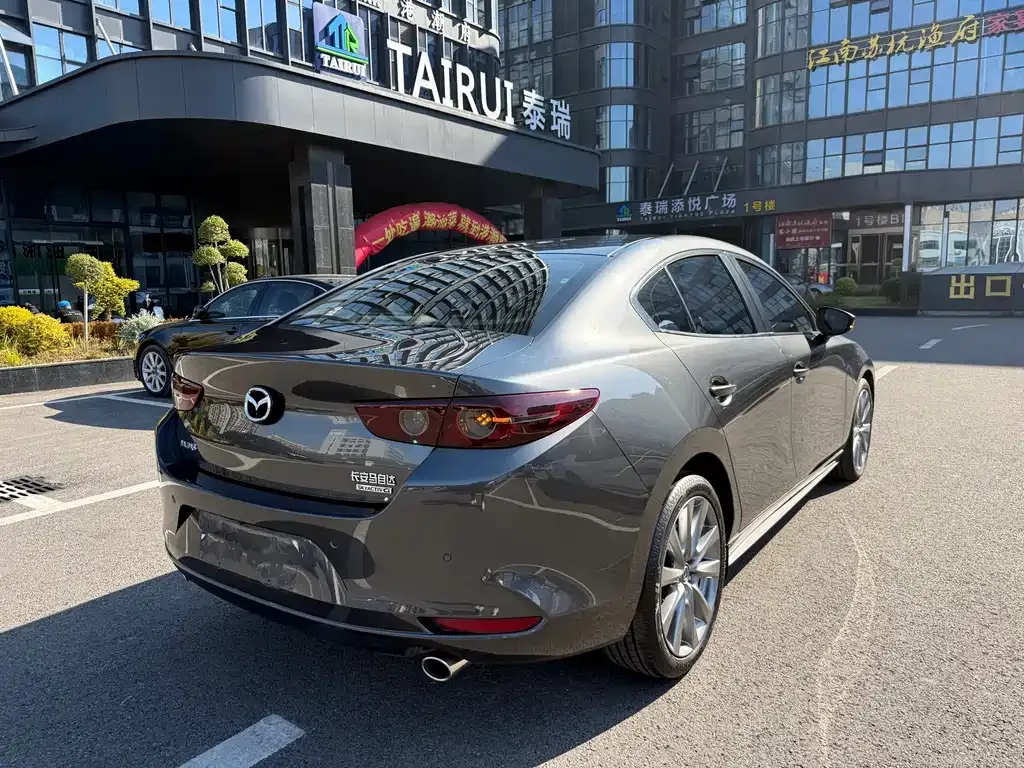 Mazda 3 Axela 2022 из CN, фото 6