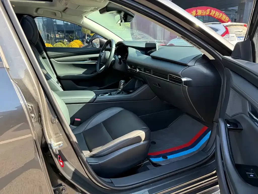 Mazda 3 Axela 2022 из CN, фото 9