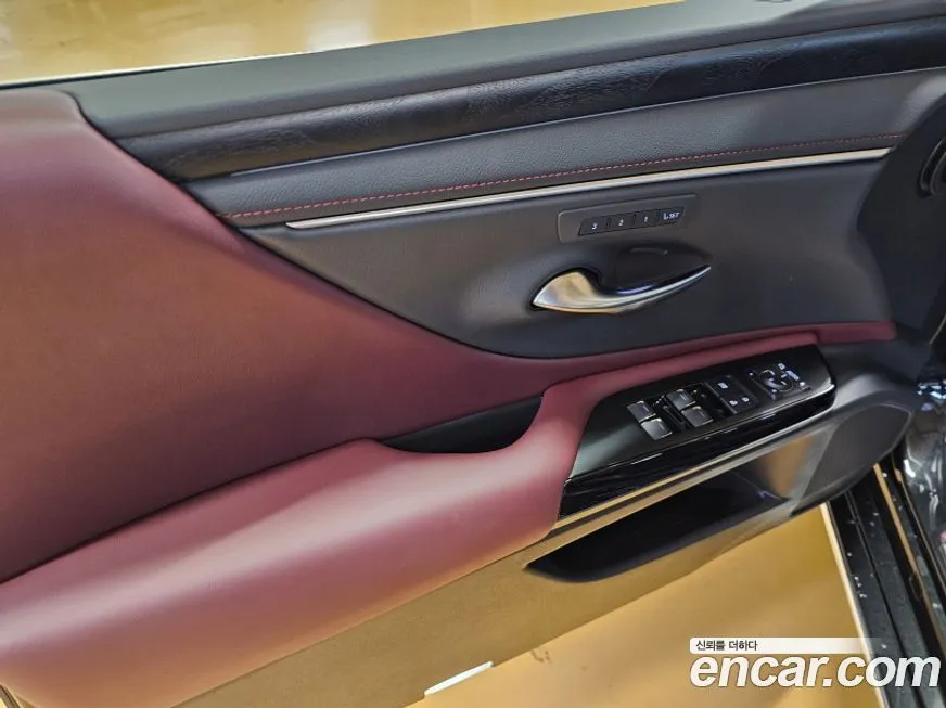 Lexus ES 2025 из KR, фото 5