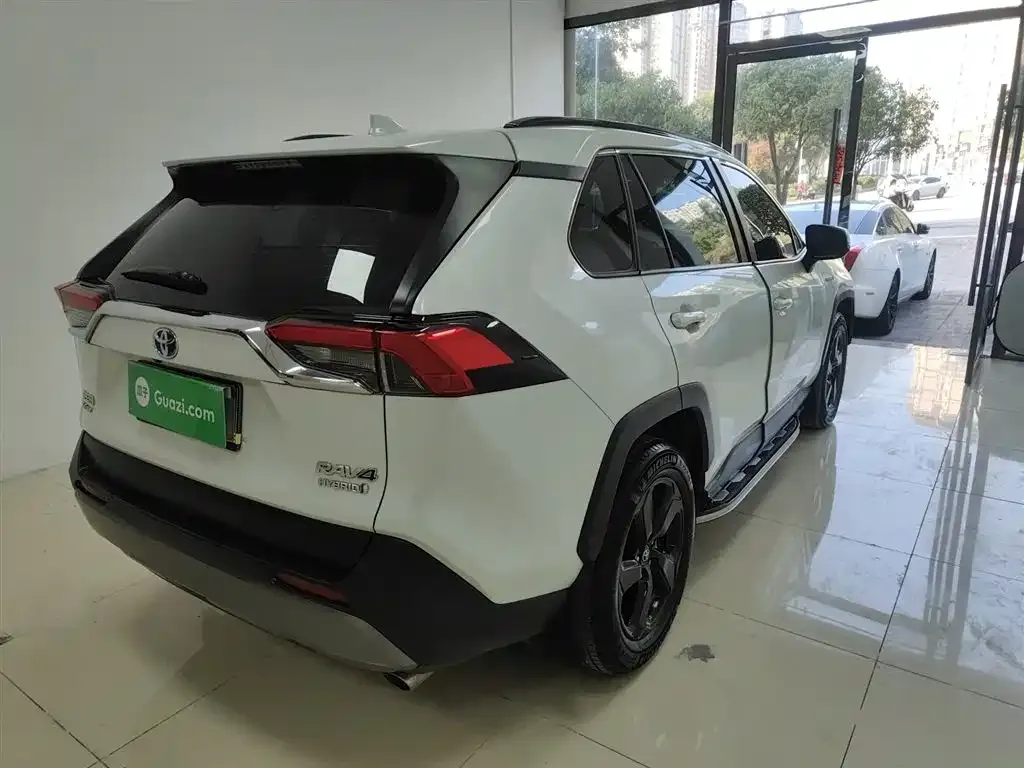 Toyota RAV4 2021 из CN, фото 7