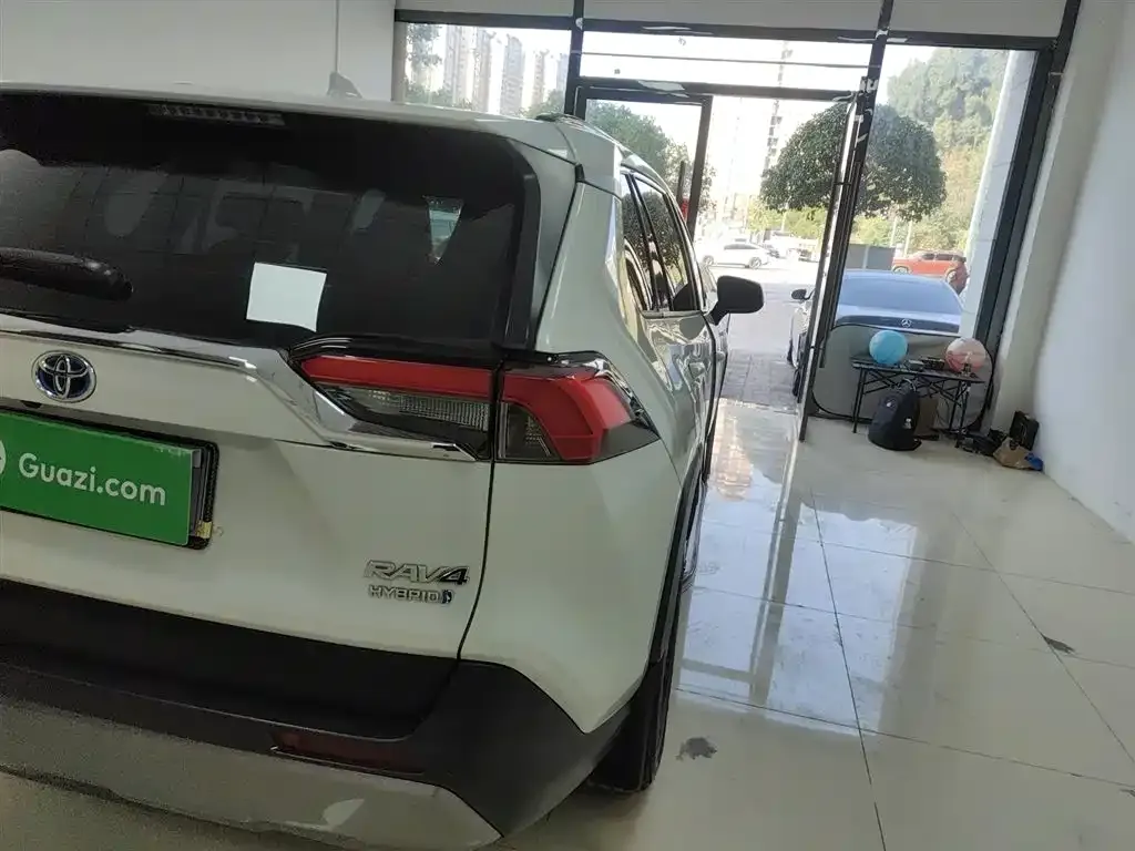Toyota RAV4 2021 из CN, фото 8