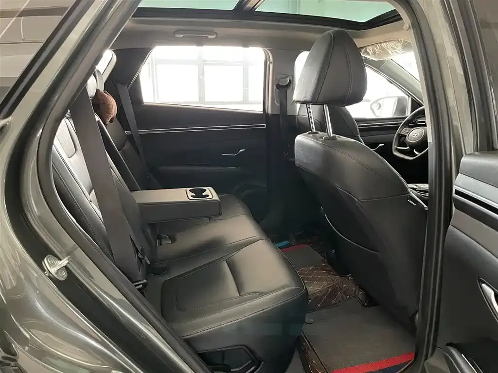 Hyundai Tucson 2023 из CN, фото 10