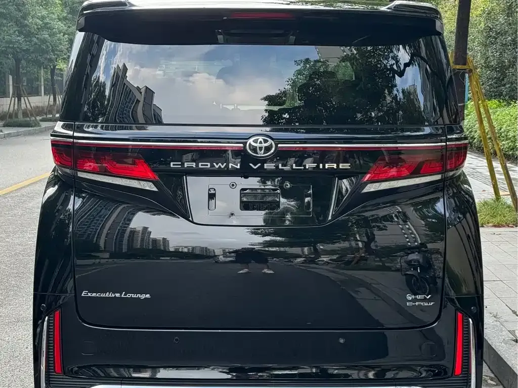 Toyota Vellfire 2025 из CN, фото 5
