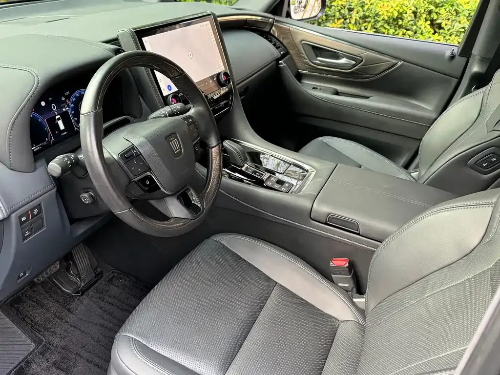 Toyota Vellfire 2025 из CN, фото 6